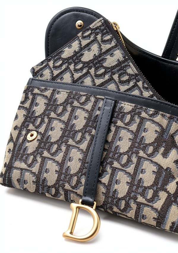 LePrix Womens Blue Handbag Heritage Design One Size-3